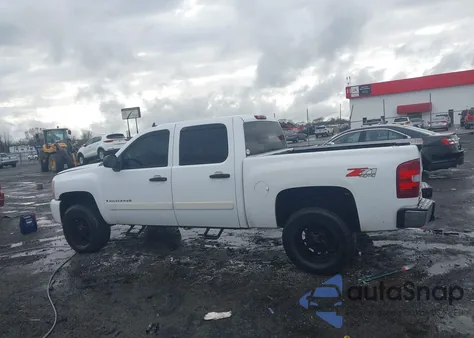 2008 Chevrolet Silverado 1500 Lt2 z USA, uszkodzony, nr VIN 2GCEK133081220282